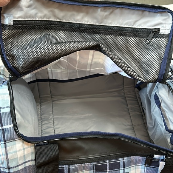 JanSport 72 LITER DUFFEL - Blue Haze Plaid - Picture 8 of 16